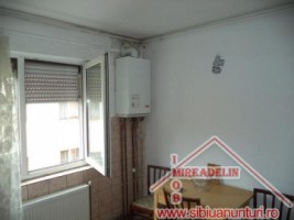 vand-garsoniera-28-mp-broscarie-1