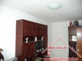 vand-garsoniera-28-mp-broscarie-3