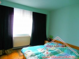 vand-apartament-3-camere-zona-rahova-3