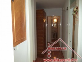 inchiriez-apartament-4-camere-strand-7