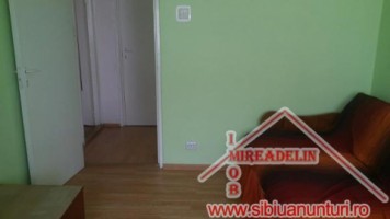 inchiriez-apartament-2-camere-calea-cisnadiei-3