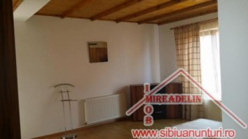 inchiriez-penthouse-4-camere-zona-hipodrom-iii-6