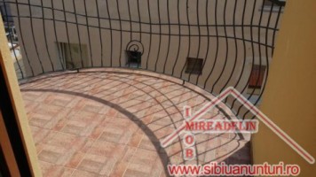 inchiriez-penthouse-4-camere-zona-hipodrom-iii-7