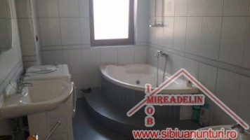 inchiriez-penthouse-4-camere-zona-hipodrom-iii-8