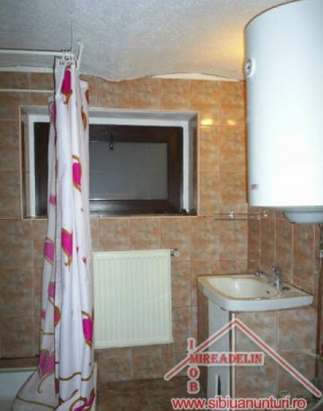 inchiriez-apartament-2-camere-zona-terezian-9