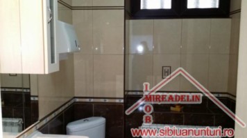 vand-apartament-la-casa-3-camere-ultracentral-5