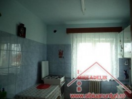 vand-apartament-3-camere-vasile-aaron-2