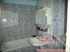 vand-apartament-3-camere-vasile-aaron-5