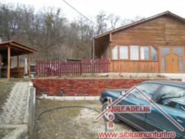 inchiriez-casa-4-camere-sura-mare-1