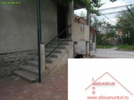 inchiriez-casa-4-camere-dp-singur-in-curte-zona-gara-mica