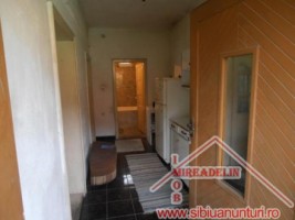 inchiriez-casa-4-camere-dp-singur-in-curte-zona-gara-mica-3
