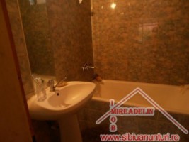 inchiriez-casa-4-camere-dp-singur-in-curte-zona-gara-mica-4