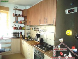 vand-apartament-23-camere-61-mp-zona-rahovei
