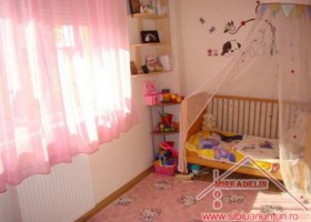 vand-apartament-23-camere-61-mp-zona-rahovei-5