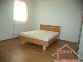 inchiriez-apartament-2-camere-la-mansarda-valea-aurie-1