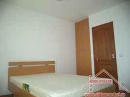 inchiriez-apartament-2-camere-la-mansarda-valea-aurie-2