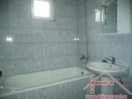 inchiriez-apartament-2-camere-la-mansarda-valea-aurie-5