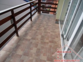 inchiriez-apartament-3-camere-zona-calea-dumbravii-1