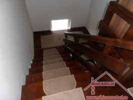 inchiriez-apartament-3-camere-zona-calea-dumbravii-10
