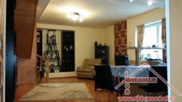 vand-apartament-de-lux-la-casa-3-camere-str-9-mai