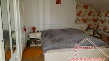 vand-apartament-de-lux-la-casa-3-camere-str-9-mai-3