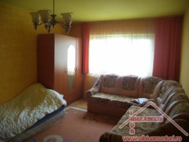 inchiriez-apartament-2-camere-langa-biserica-de-pe-b-dul-mihai-viteazu-1
