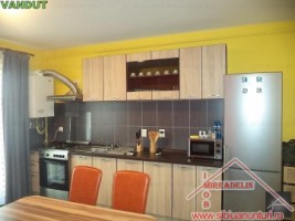 acum-vand-apartament-2-camere-in-ansamblul-rezidential-azroses-gardena