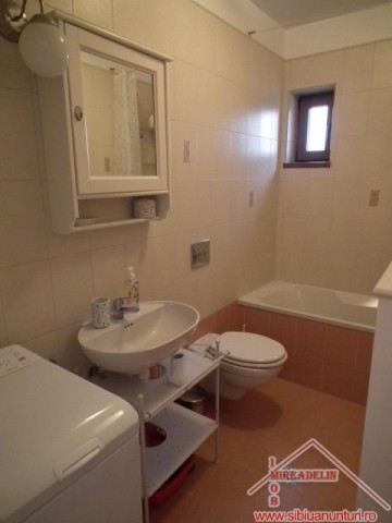 inchiriez-apartament-2-camere-zona-terezian-6