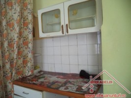 vand-apartament-2-camere-ultracentral-4