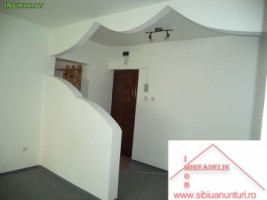 inchiriez-apartament-3-camere-terezian