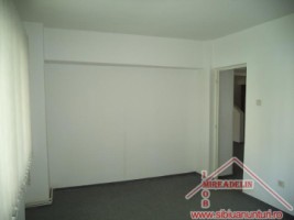 inchiriez-apartament-3-camere-terezian-5