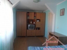 apartament-3-camere-la-mansarda-zona-valea-aurie-8