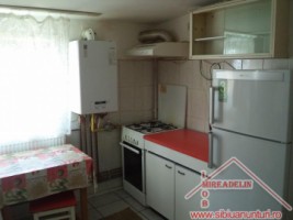 inchiriez-garsoniera-la-casa-zona-terezian-1