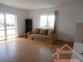 inchiriez-apartament-3-camere-la-vila-zona-garii-1
