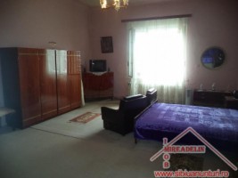 inchiriez-casa-1-camera-centralin-zona-spitalului-cfr