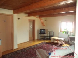 inchiriez-apartament-4-camere-zona-vasile-milea-2