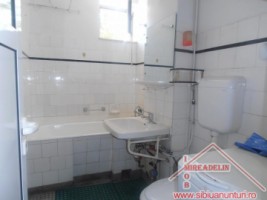 inchiriez-apartament-3-camere-zona-mihai-viteazu-4