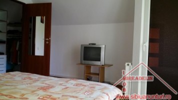 vand-casa-zona-calea-poplacii-8