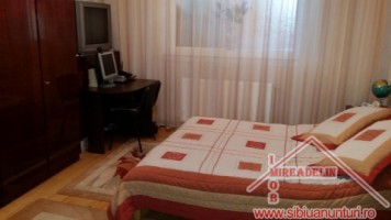 vand-casa-zona-calea-poplacii-13