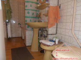 inchiriez-apartament-3-camere-zona-garii-5