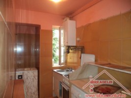 inchiriez-apartament-2-camere-zona-ciresica-3