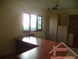inchiriez-apartament-2-camere-zona-strand-1