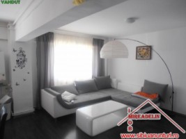 ocazie-vand-apartament-4-camere-zona-mihai-viteazu