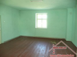 inchiriez-apartament-2-camere-la-casa-zona-turnisor-1