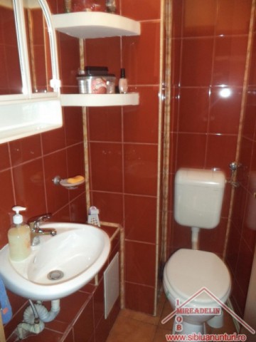 inchiriez-apartament-3-camere-zona-turnisor-5