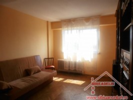 ocazie-vand-apartament-3-camere-zona-garii-1