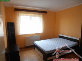 inchiriez-apartament-3-camere-strand