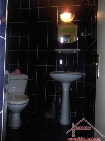 inchiriez-apartament-3-camere-strand-7