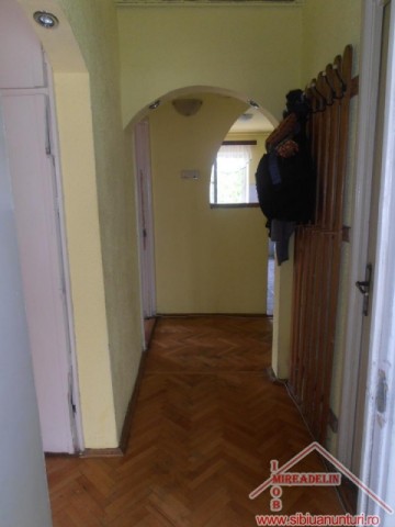 inchiriez-apartament-3-camere-strand-8