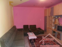 inchiriez-apartament-2-camere-la-casa-central-1
